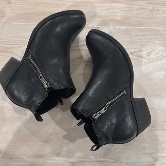 Vegan booties - Picture 3 of 9